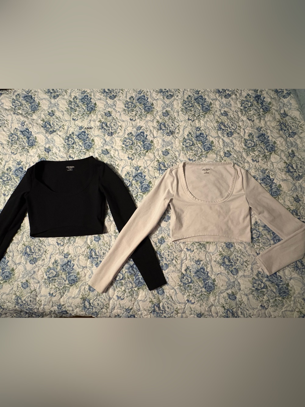 wild fable Cropped Long Sleeve Tops